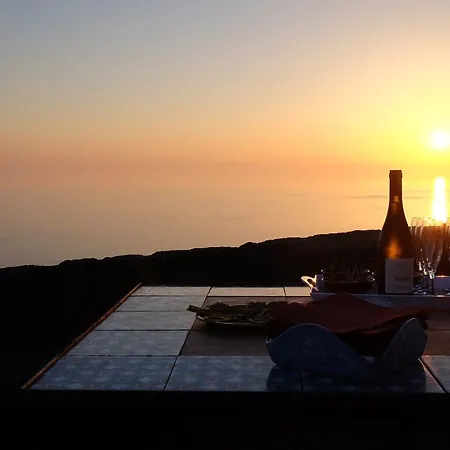 Dammuso Il Sogno * Scauri (Sicily)